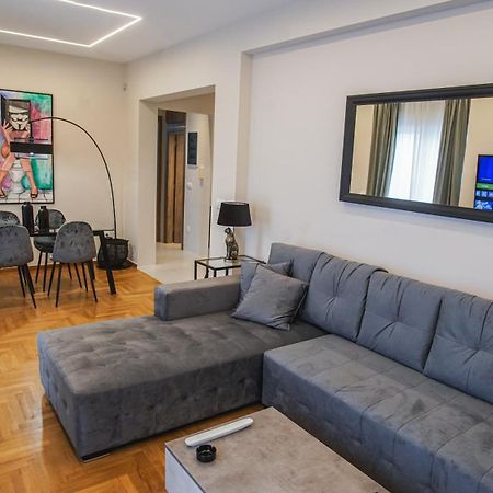 アテネIrene'S Εlegant Αpartment, Near Acropolisアパートメント エクステリア 写真